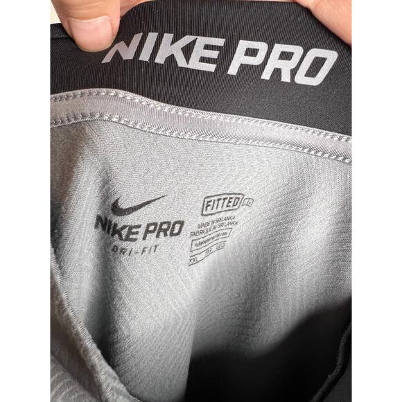 Nike Pro Men's Fitted Dri-Fit Mock Neck Training Shirt Grey Chevron ~ Size XXL - Picture 6 of 7